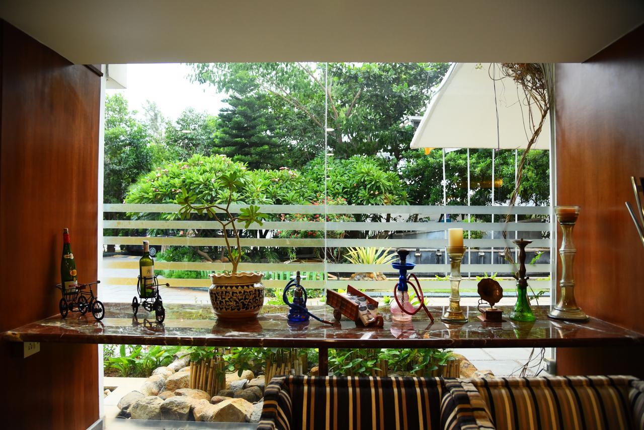 Royal Orchid Suites Whitefield Bangalore Exteriör bild