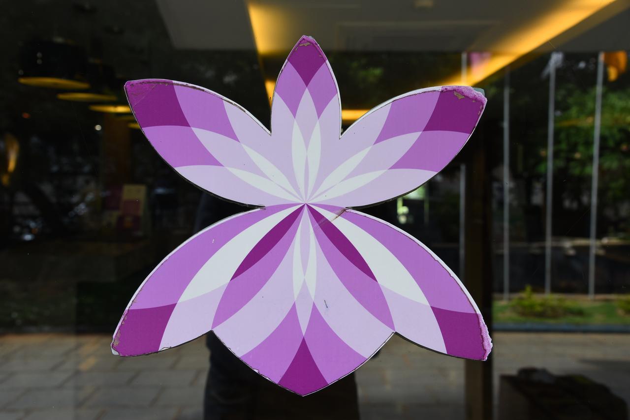 Royal Orchid Suites Whitefield Bangalore Exteriör bild