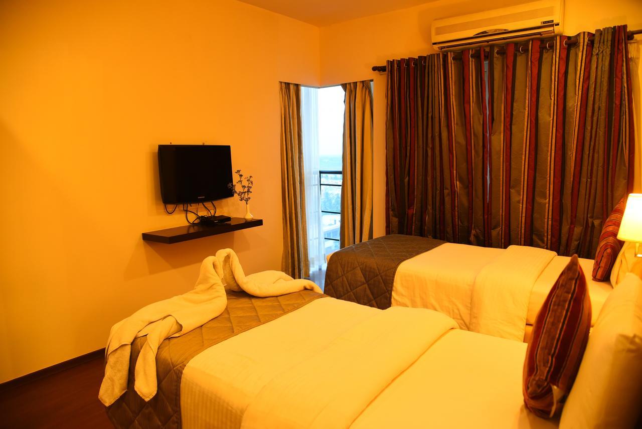 Royal Orchid Suites Whitefield Bangalore Exteriör bild