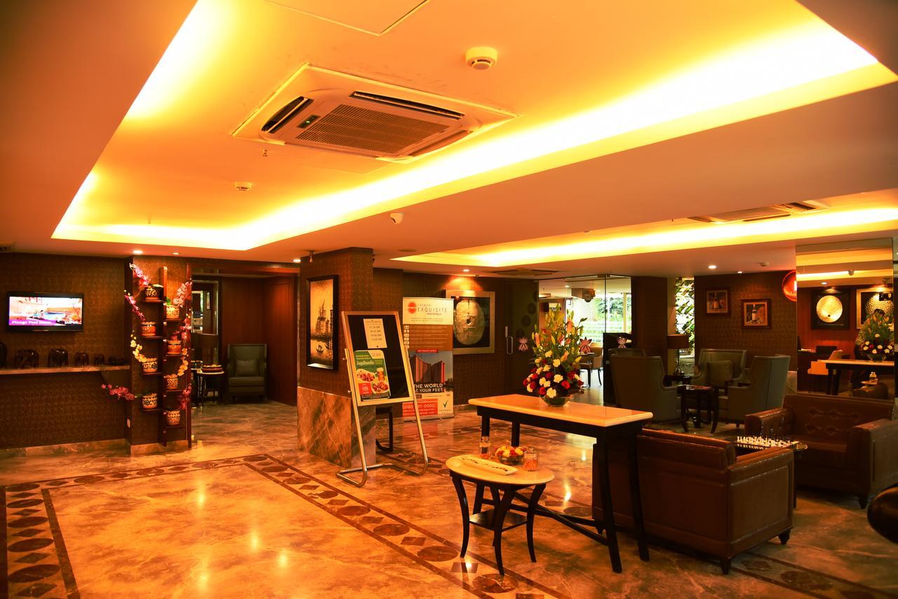 Royal Orchid Suites Whitefield Bangalore Exteriör bild