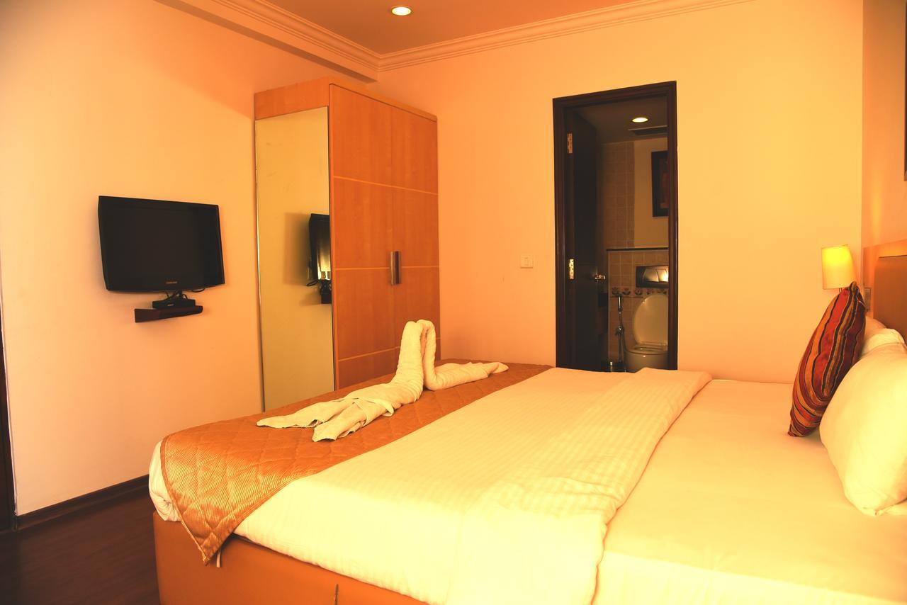 Royal Orchid Suites Whitefield Bangalore Exteriör bild