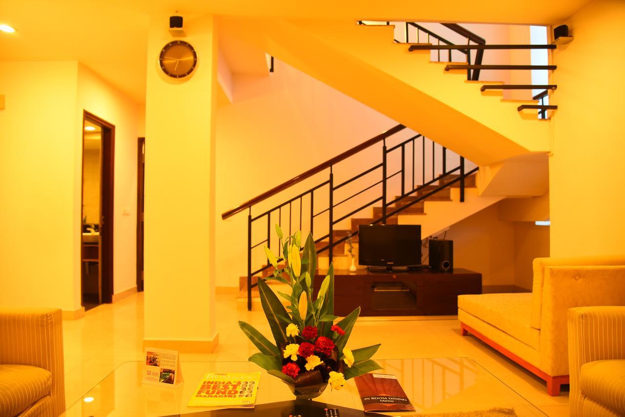 Royal Orchid Suites Whitefield Bangalore Exteriör bild